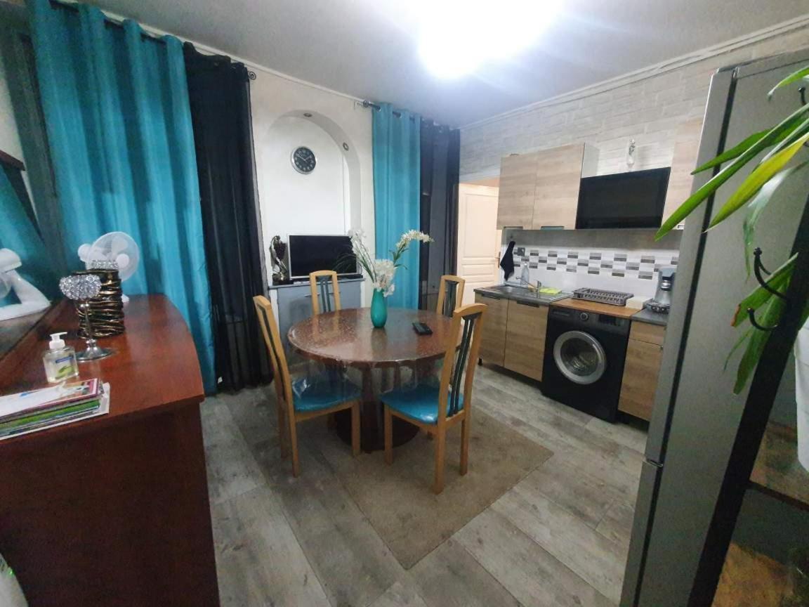 Bel Petit Appartement Charleville-Mézières Exterior foto